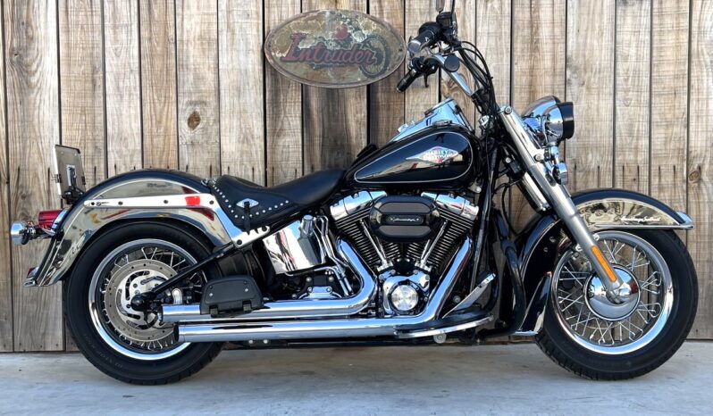 HARLEY DAVIDSON HERITAGE SOFTAIL CLASSIC lleno