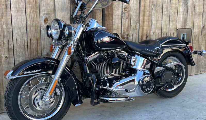 HARLEY DAVIDSON HERITAGE SOFTAIL CLASSIC lleno