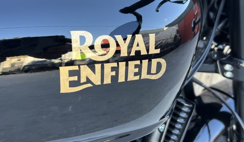 ROYAL ENFIELD SHOTGUN BLACK IS BLACK lleno