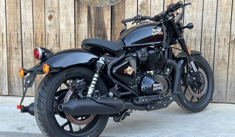 ROYAL ENFIELD SHOTGUN BLACK IS BLACK lleno