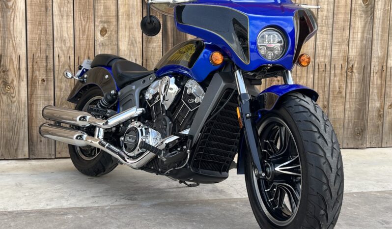 INDIAN SCOUT 1200 BLUE GOLD lleno