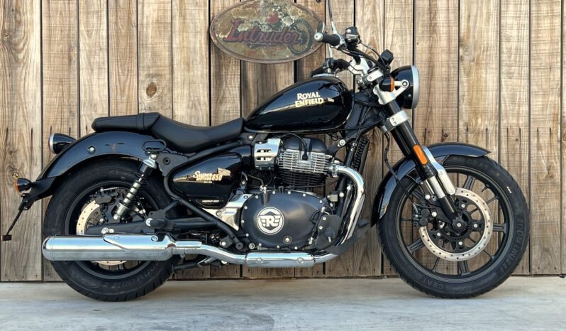 ROYAL ENFIELD SUPER METEOR 650 BLACK & BLACK lleno