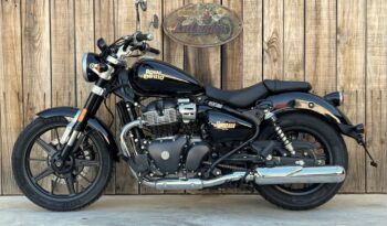 ROYAL ENFIELD SUPER METEOR 650 BLACK & BLACK lleno