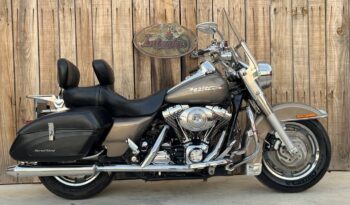 HARLEY DAVIDSON ROAD KING CUSTOM lleno