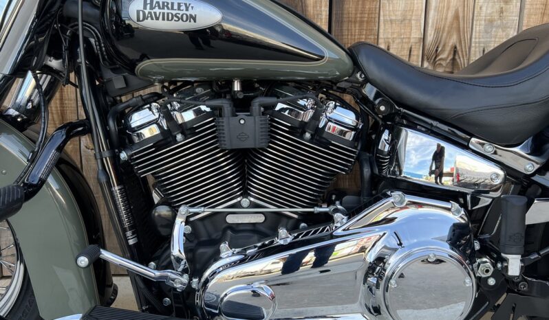 HARLEY DAVIDSON HERITAGE SOFTAIL CLASSIC 107 lleno