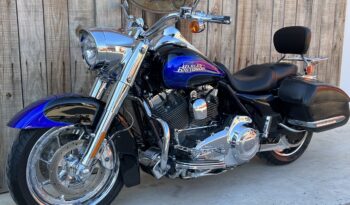 HARLEY DAVIDSON ROAD KING CVO lleno