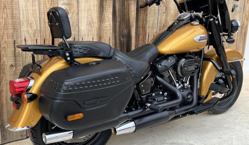 HARLEY DAVIDSON HERITAGE CLASSIC 114” lleno