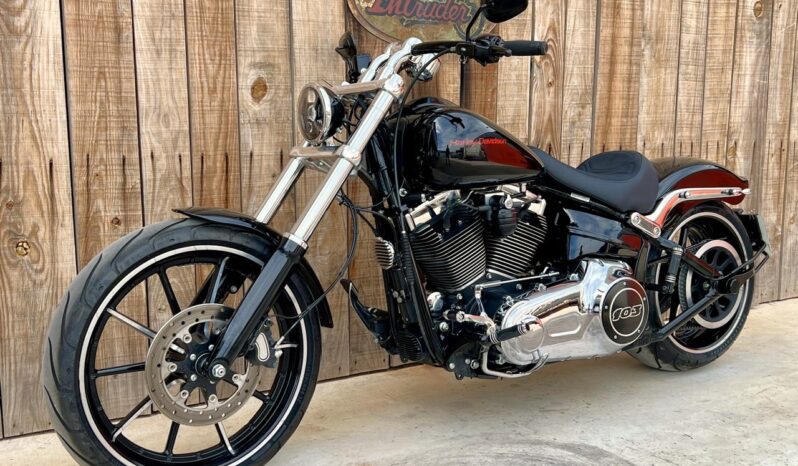 HARLEY DAVIDSON SOFTAIL BREAKOUT lleno