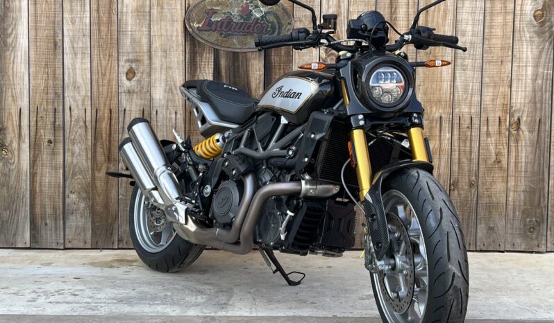 INDIAN FTR1200 CARBON lleno