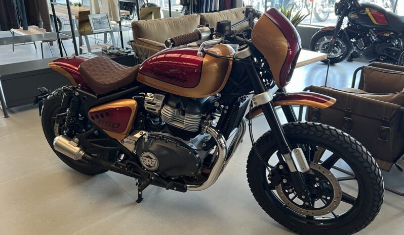 ROYAL ENFIELD SUPER METEOR 650 STREAKER lleno