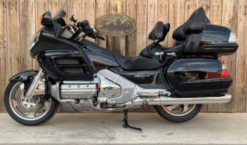 HONDA GL1800 GOLDWING lleno