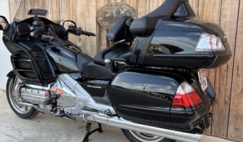 HONDA GL1800 GOLDWING lleno