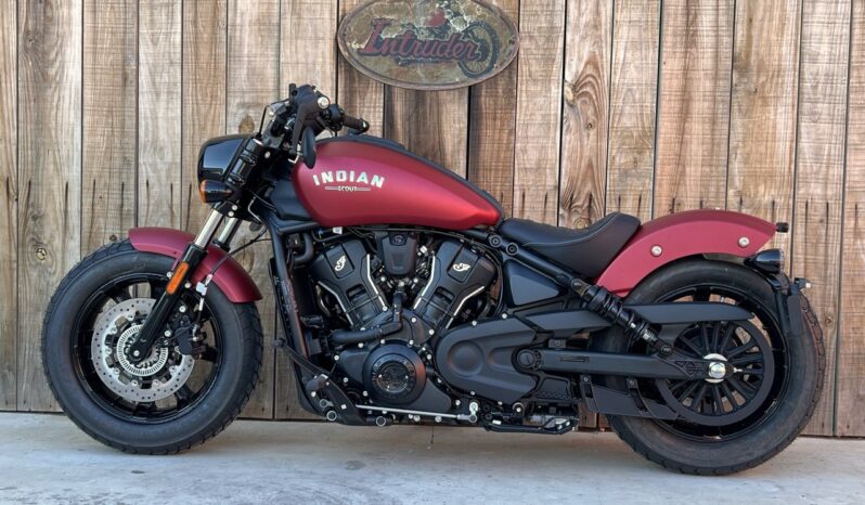 INDIAN SCOUT BOBBER 2025 lleno