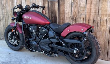 INDIAN SCOUT BOBBER 2025 lleno