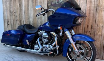 HARLEY DAVIDSON ROAD GLIDE SP lleno